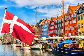 Gesten Båd Uanede Oplevelser på Vandet
